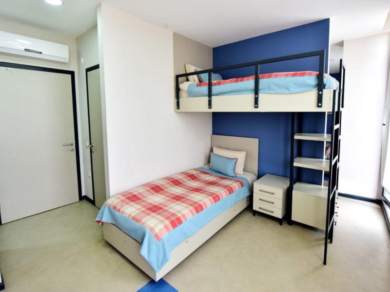 4-Person Bunk Room (Passing)